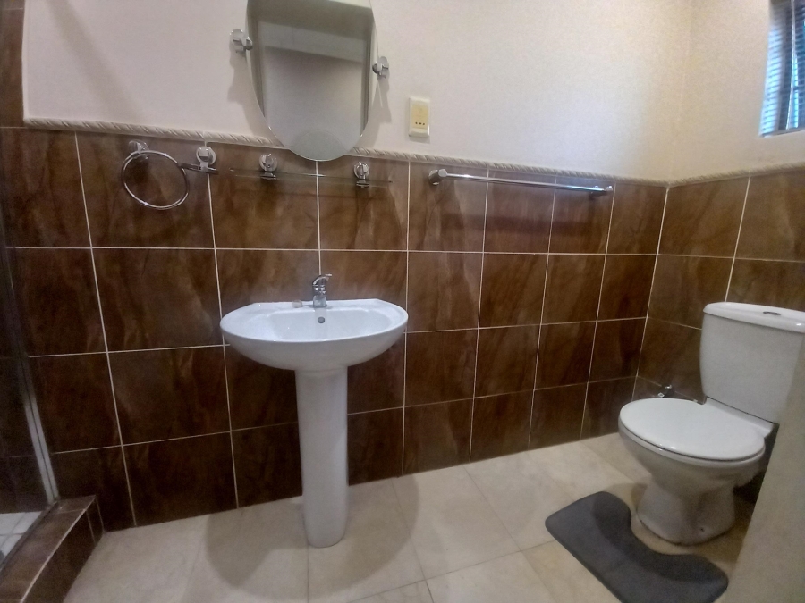 To Let 1 Bedroom Property for Rent in Parklands Western Cape